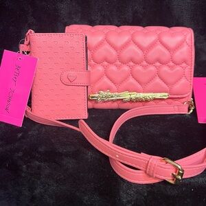 🩷BETSEY JOHNSON Heart Quilted Pink Crossbody & XOLEAH Key Chain Card Wallet🩷NWT